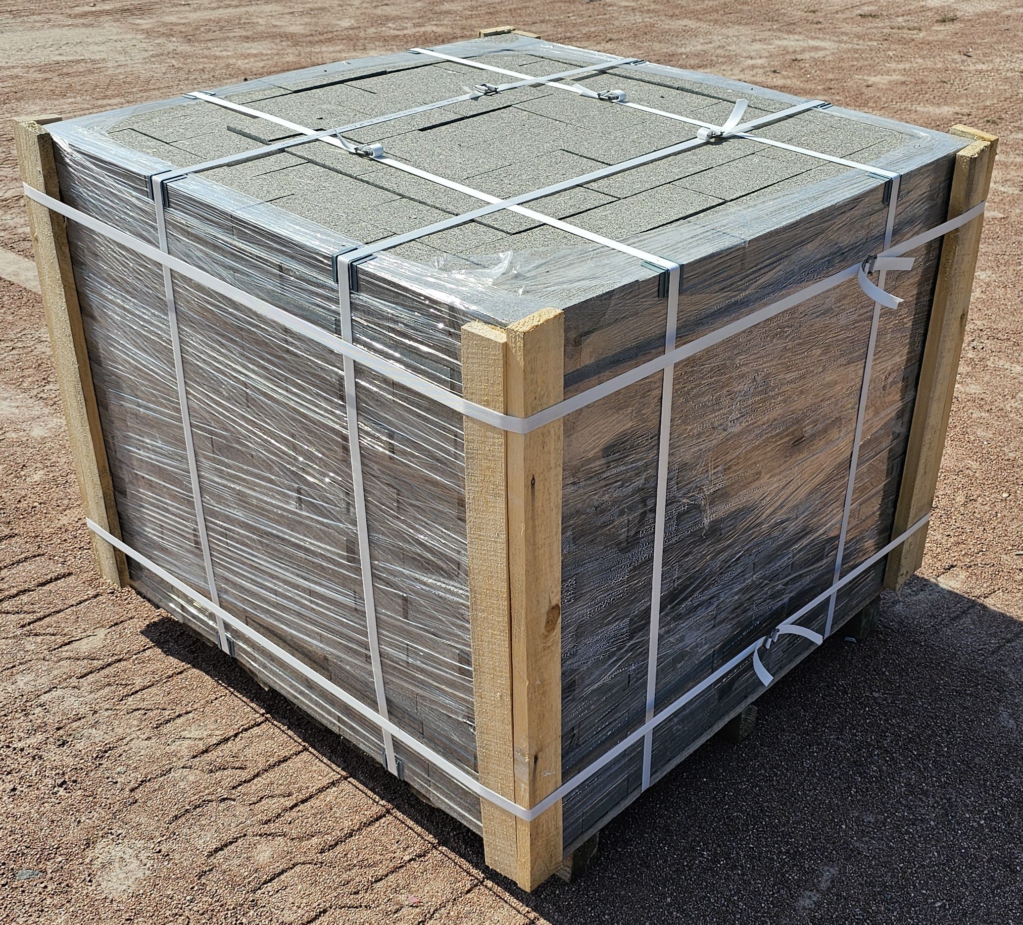 Бруківка гранітна з габро 200х100х30 мм пиляна  термооброблена — додаткове фото