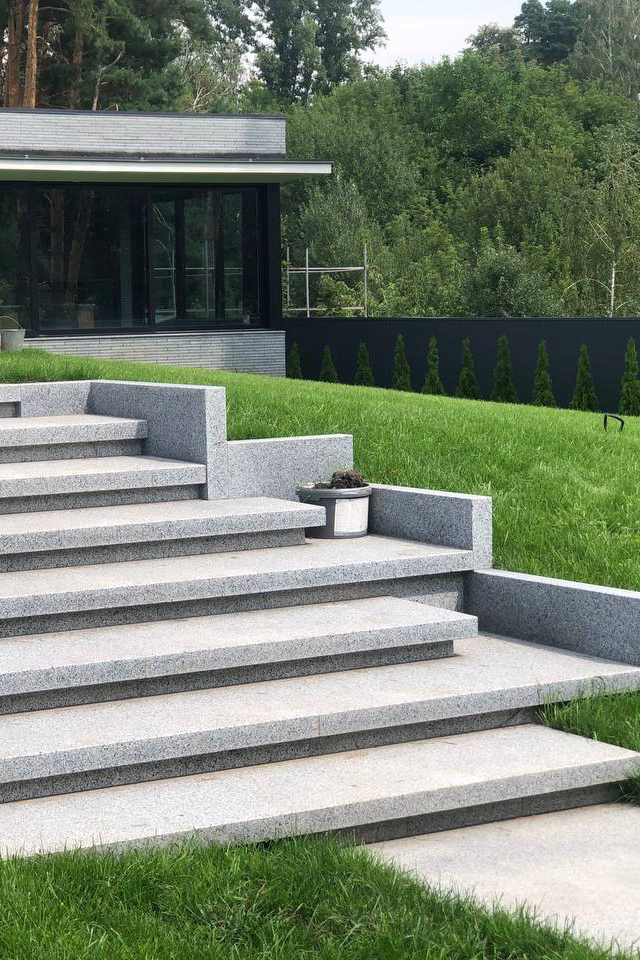 Опис зображення 1